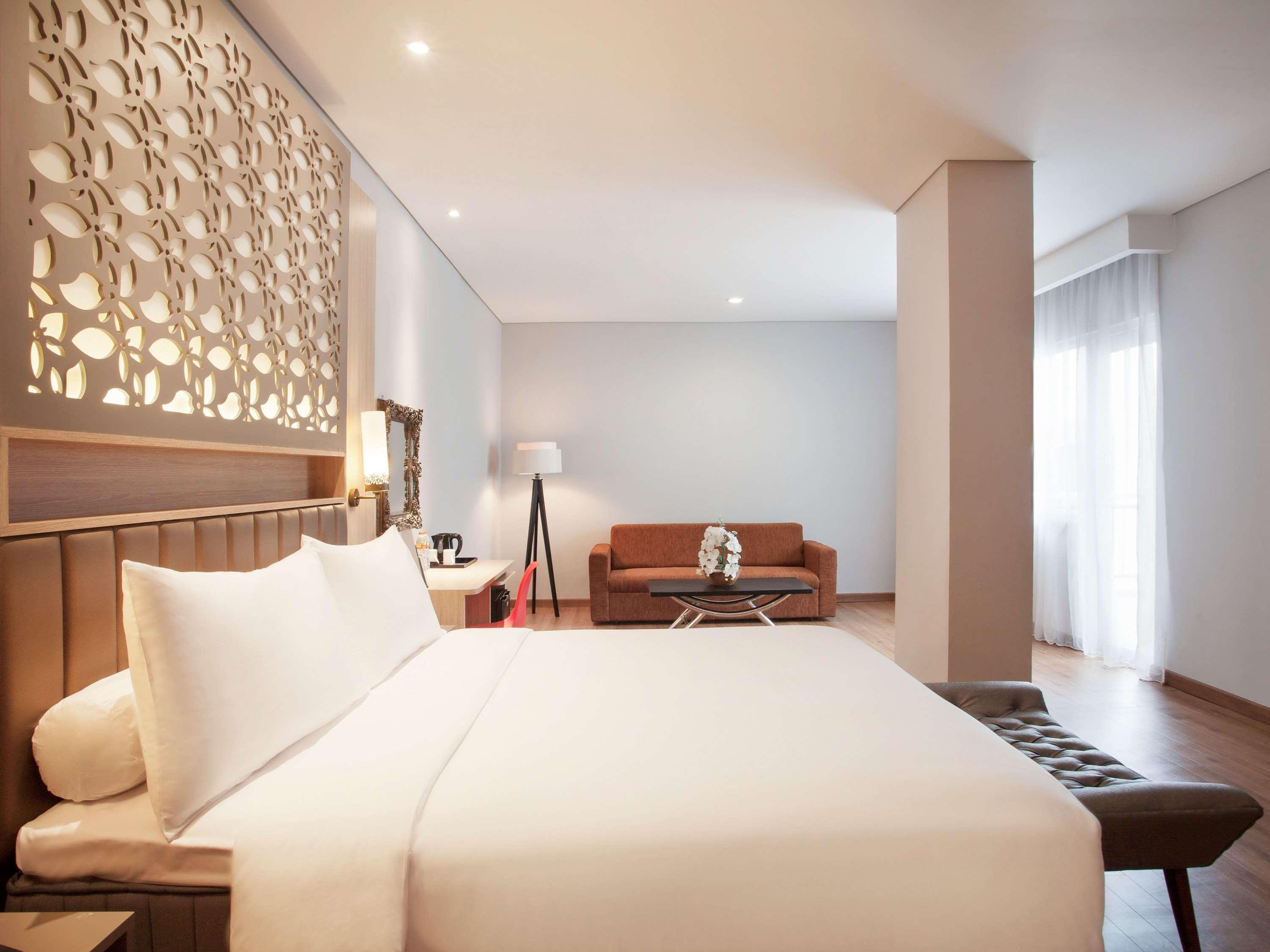 Ibis Styles Cikarang Hotel Luaran gambar