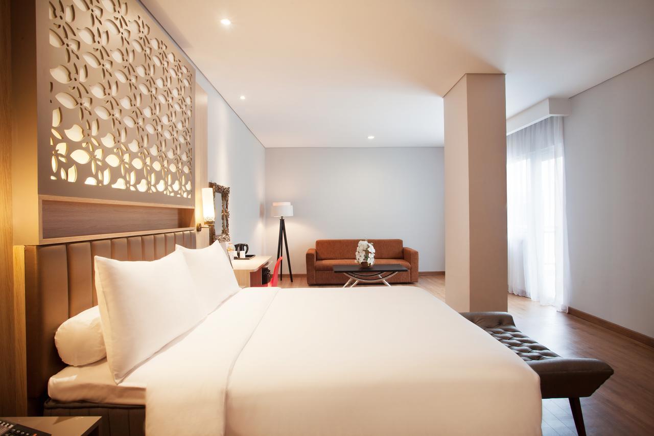 Ibis Styles Cikarang Hotel Luaran gambar