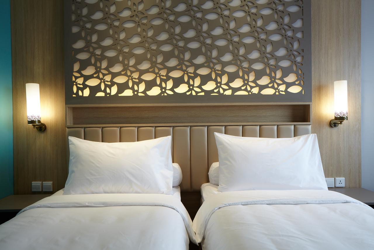 Ibis Styles Cikarang Hotel Luaran gambar