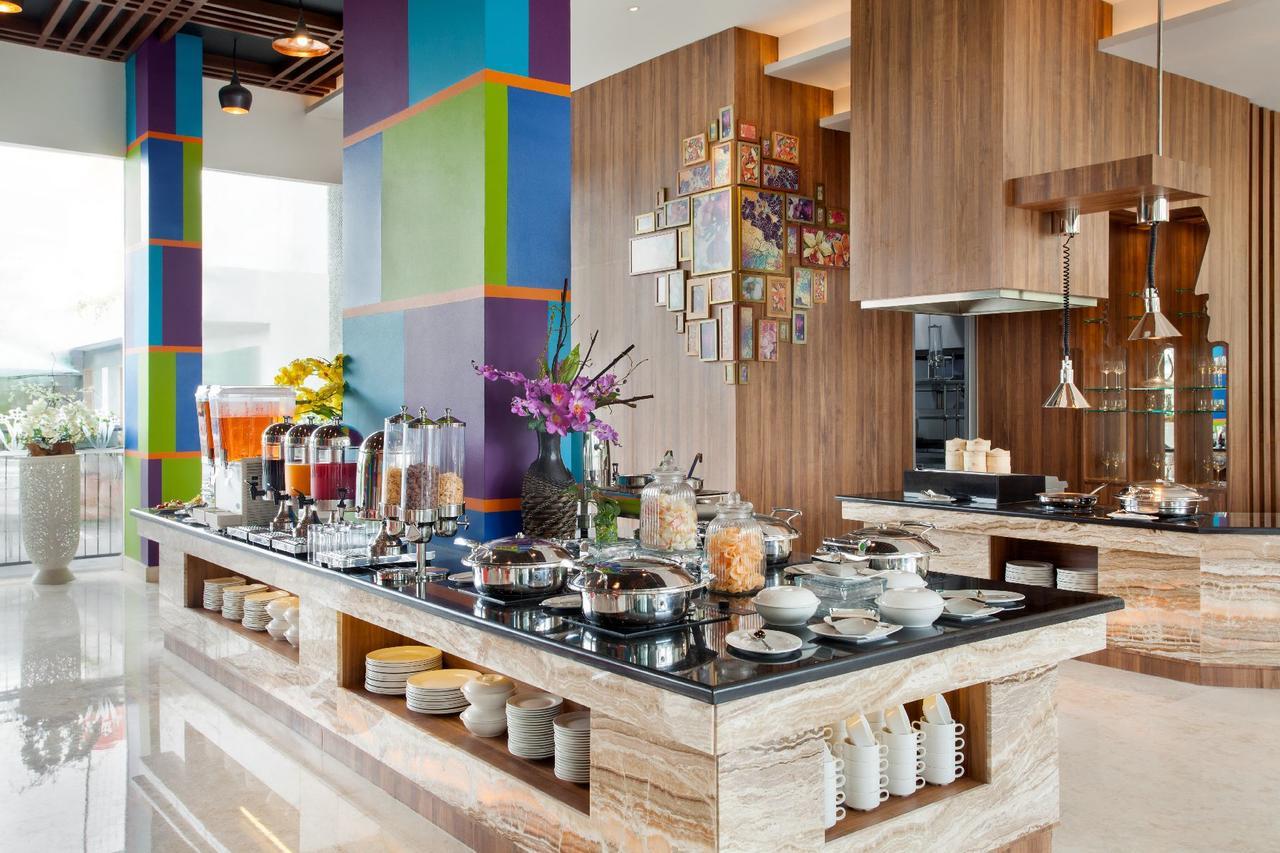 Ibis Styles Cikarang Hotel Luaran gambar
